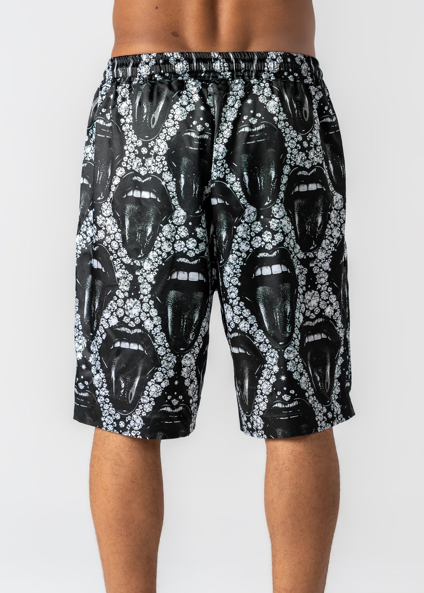 Black diamond mouth shorts